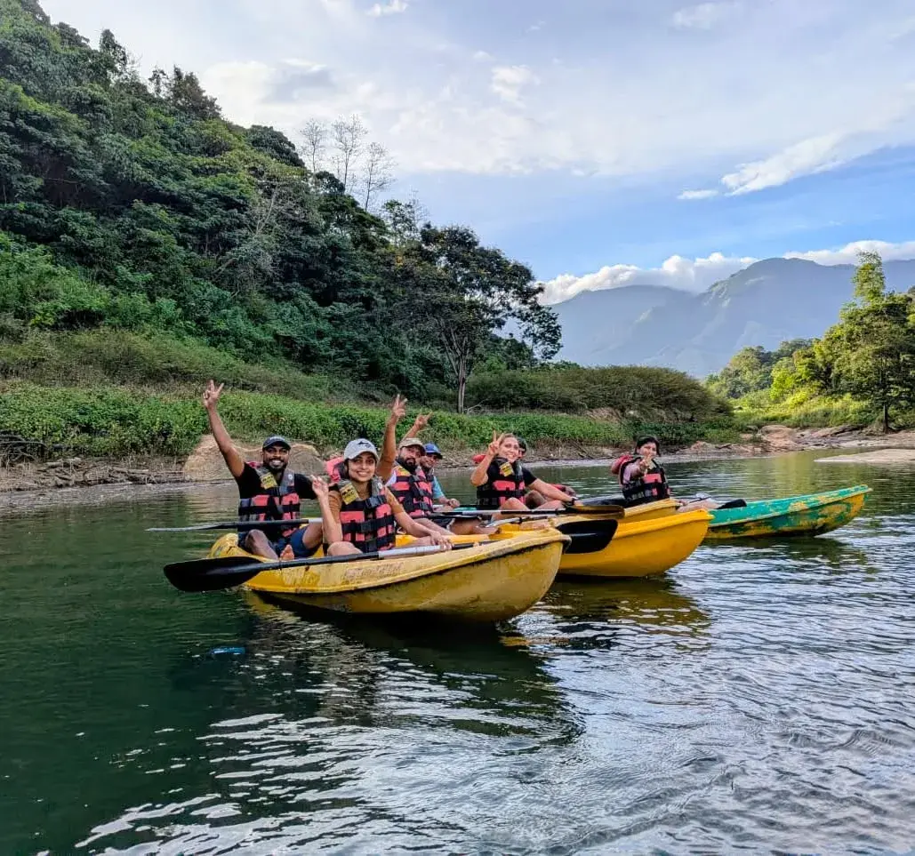 Kayaking at Samanala Wewa